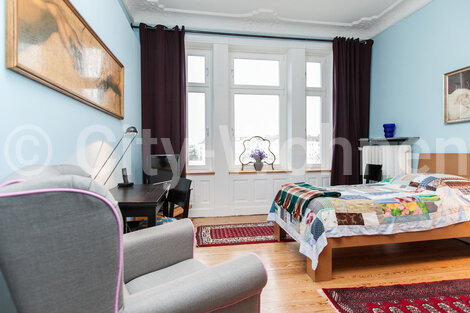 moeblierte Wohnung mieten in Hamburg Altona/Präsident-Krahn-Straße. Wohnzimmer