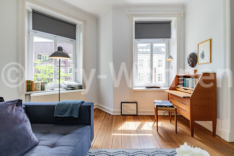 moeblierte Wohnung mieten in Hamburg Winterhude/Gertigstraße. Wohnzimmer