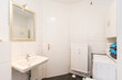 furnished apartement for rent in Hamburg Neustadt/Markusstraße.  bathroom 5 (small)