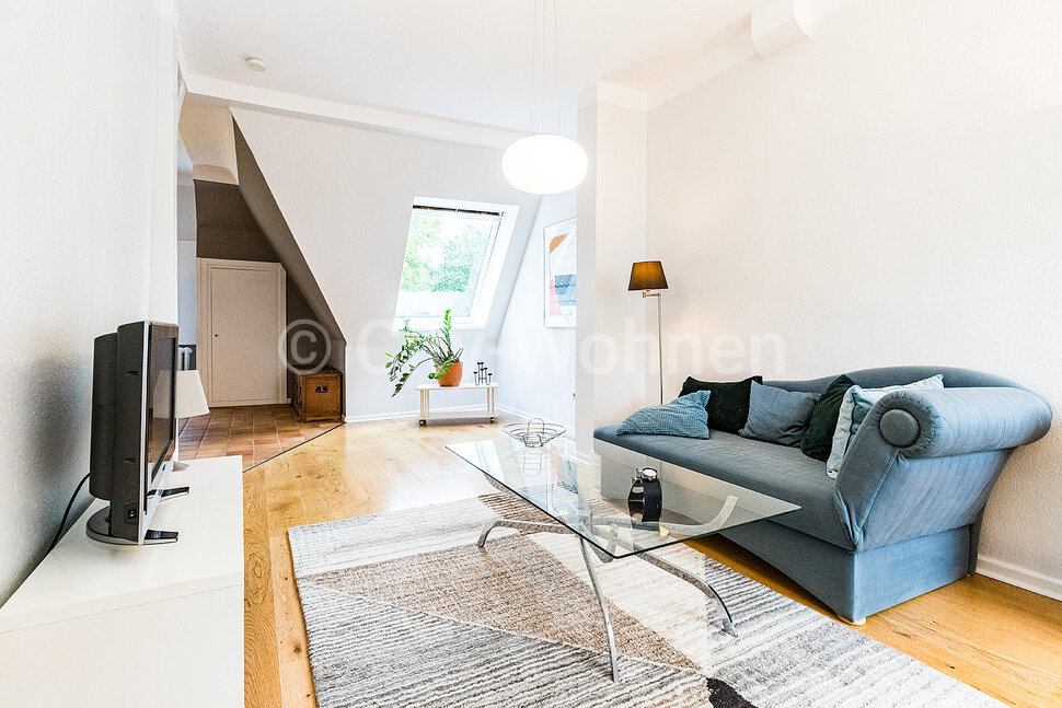 moeblierte Wohnung mieten in Hamburg Eppendorf/Erikastraße. Wohnzimmer