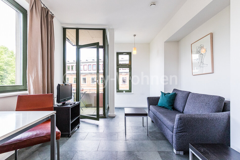 moeblierte Wohnung mieten in Hamburg Ottensen/Am Felde. Wohnzimmer