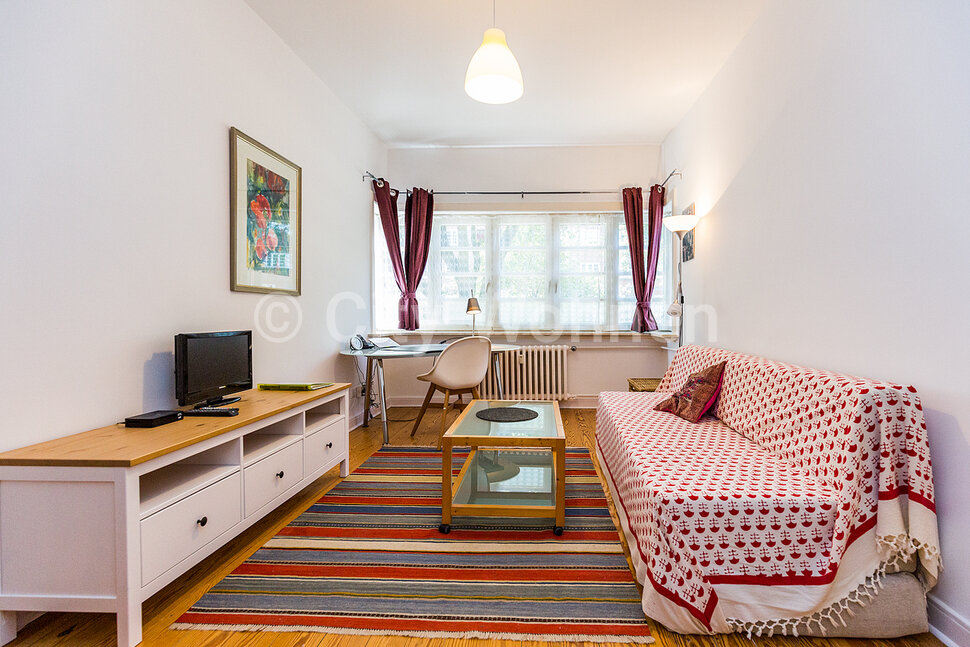furnished apartement for rent in Hamburg Neustadt/Kornträgergang.  living room