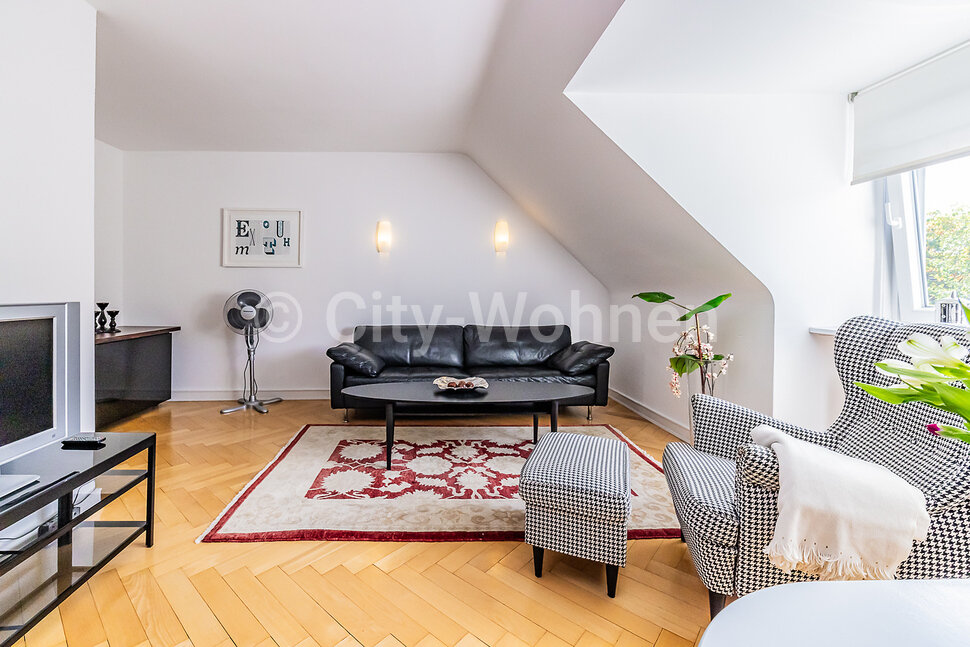moeblierte Wohnung mieten in Hamburg Harvestehude/Brahmsallee.