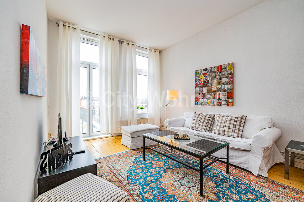 moeblierte Wohnung mieten in Hamburg Rotherbaum/Rothenbaumchaussee. Wohnzimmer