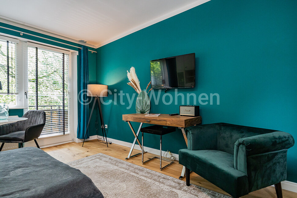 furnished apartement for rent in Hamburg Eilbek/Blumenau. living & dining