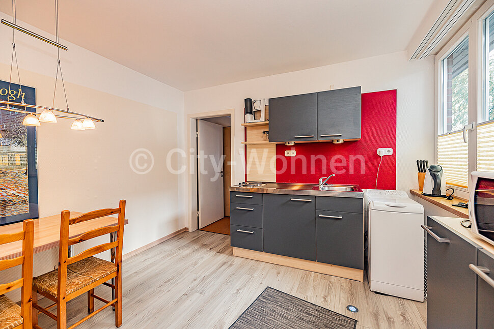 Furnished 1.5 room apartment with terrace in green, quiet location in