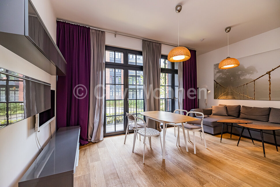 furnished apartement for rent in Hamburg Uhlenhorst/Stormsweg.  living & dining
