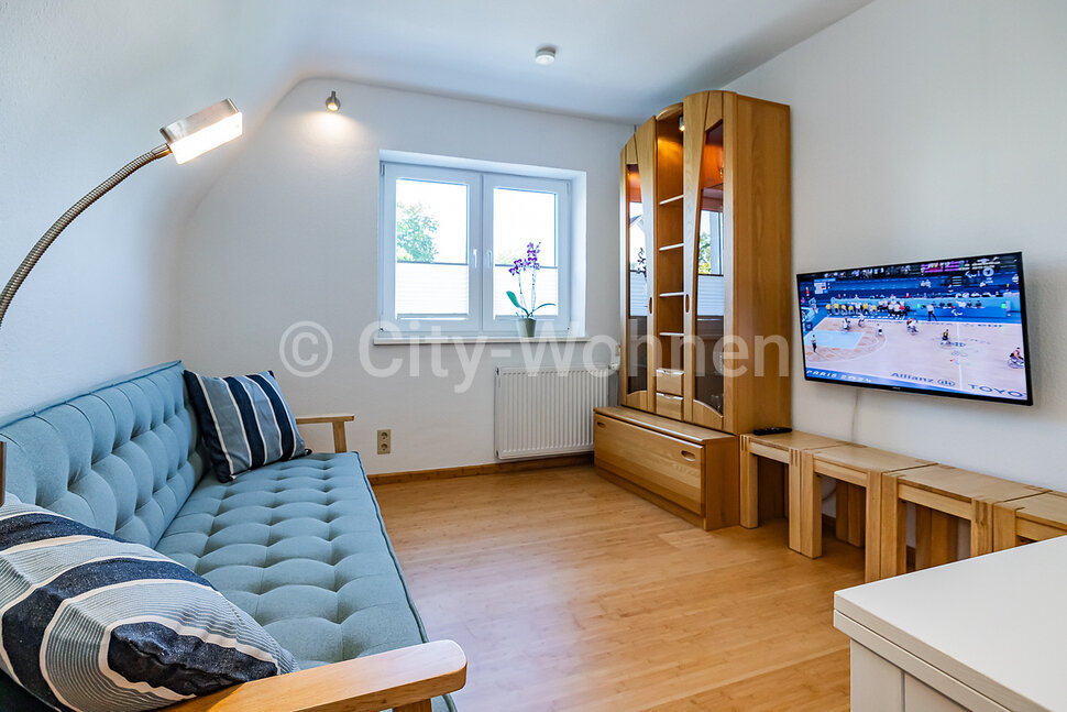 Schöne und helle möblierte Einliegerwohnung in grüner Lage in Hamburg-Marienthal - Foto 1