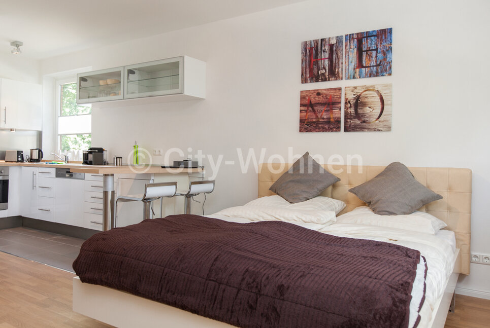 furnished apartement for rent in Hamburg Eilbek/Blumenau.  bedroom