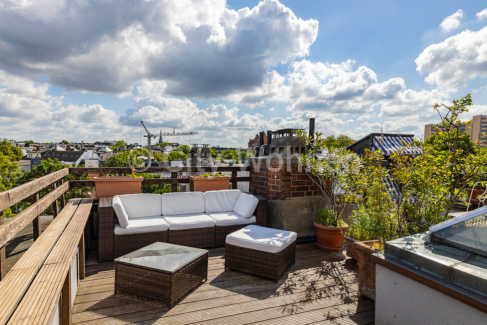 furnished apartement for rent in Hamburg Rotherbaum/Bornstraße.  roof terrace