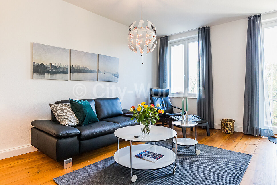 furnished apartement for rent in Hamburg Rotherbaum/Schröderstiftstraße. living room