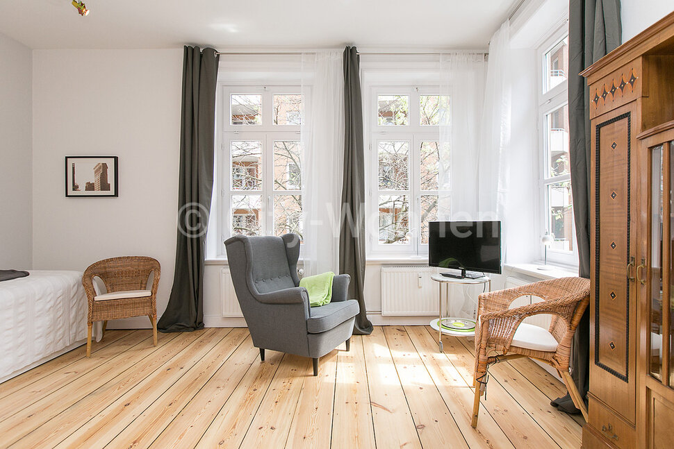 moeblierte Wohnung mieten in Hamburg Neustadt/Markusstraße.  Wohnzimmer