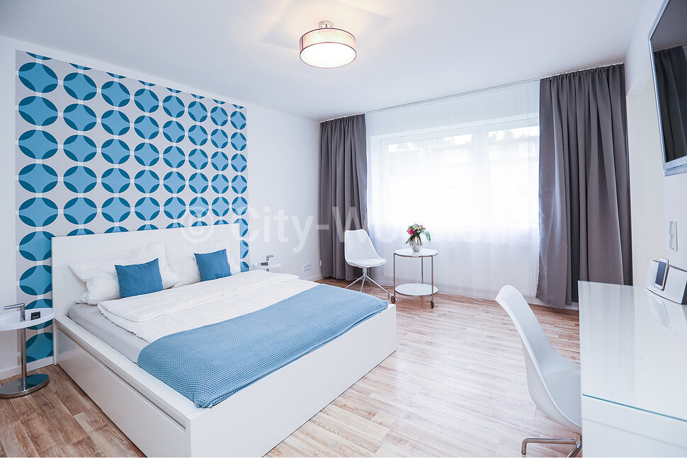 furnished apartement for rent in Hamburg Uhlenhorst/Winterhuder Weg.  living area