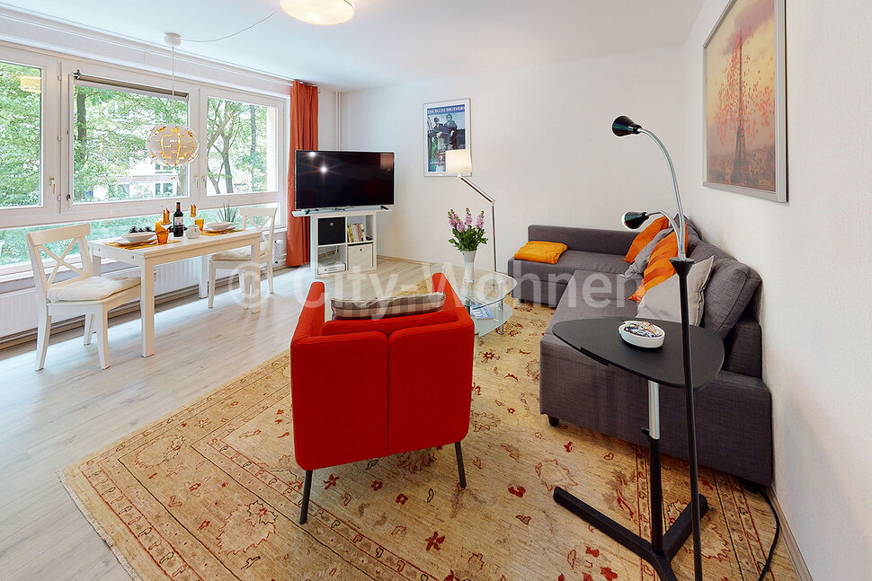 moeblierte Wohnung mieten in Hamburg Hoheluft/Grandweg. Wohnzimmer