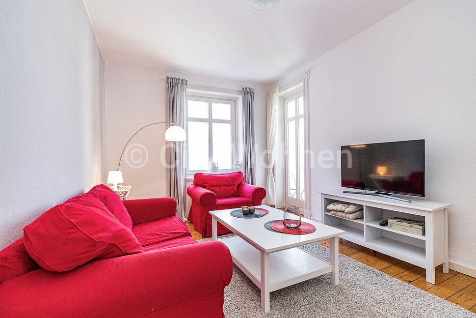 furnished apartement for rent in Hamburg Winterhude/Geibelstraße.  living room