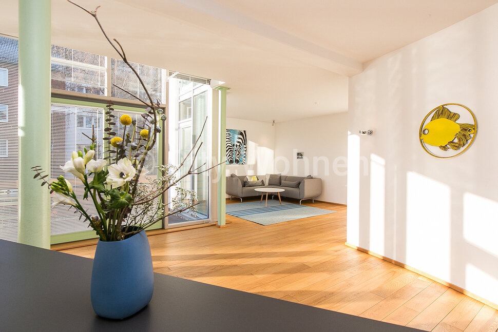 furnished apartement for rent in Hamburg Eimsbüttel/Eimsbütteler Straße. living area