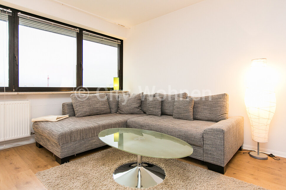 furnished apartement for rent in Hamburg Uhlenhorst/Hamburger Straße.  living