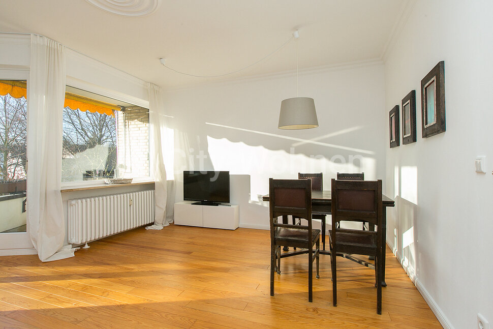 furnished apartement for rent in Hamburg Hoheluft/Moltkestraße.  living & dining 4