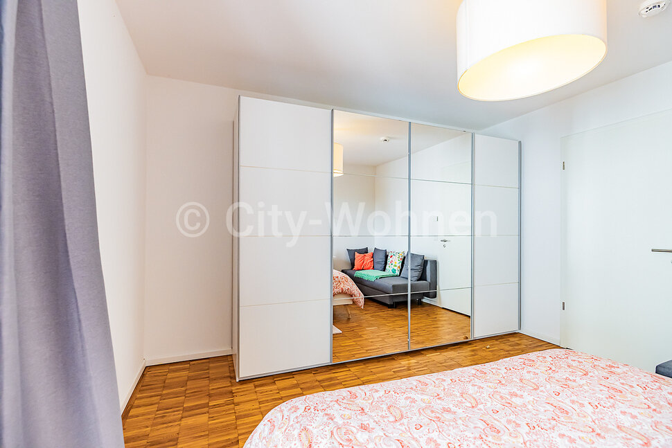 Schöne, möblierte Maisonettewohnung mit Balkon über 2 Etagen in Hamburg-Altona - Foto 5