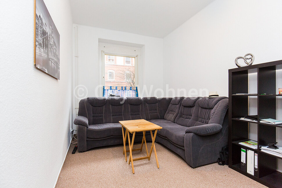 moeblierte Wohnung mieten in Hamburg Barmbek/Brucknerstraße. Wohnzimmer