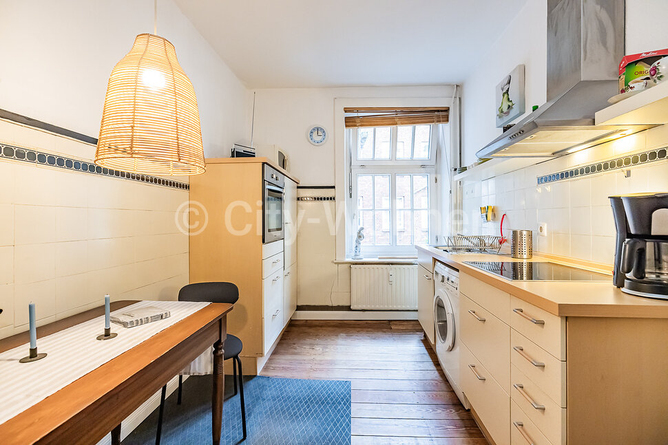 With a great view to the Michel nice apartment in a historical