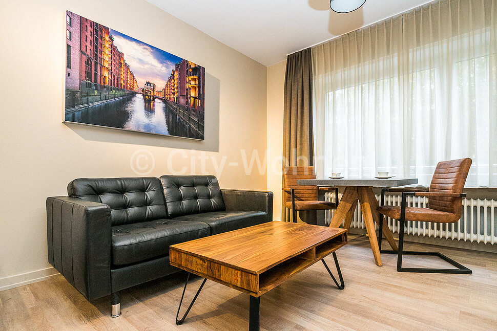 moeblierte Wohnung mieten in Hamburg Eilbek/Roßberg.  Wohnzimmer