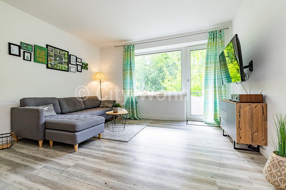 furnished apartement for rent in Hamburg Sternschanze/Altonaer Straße.  living & dining