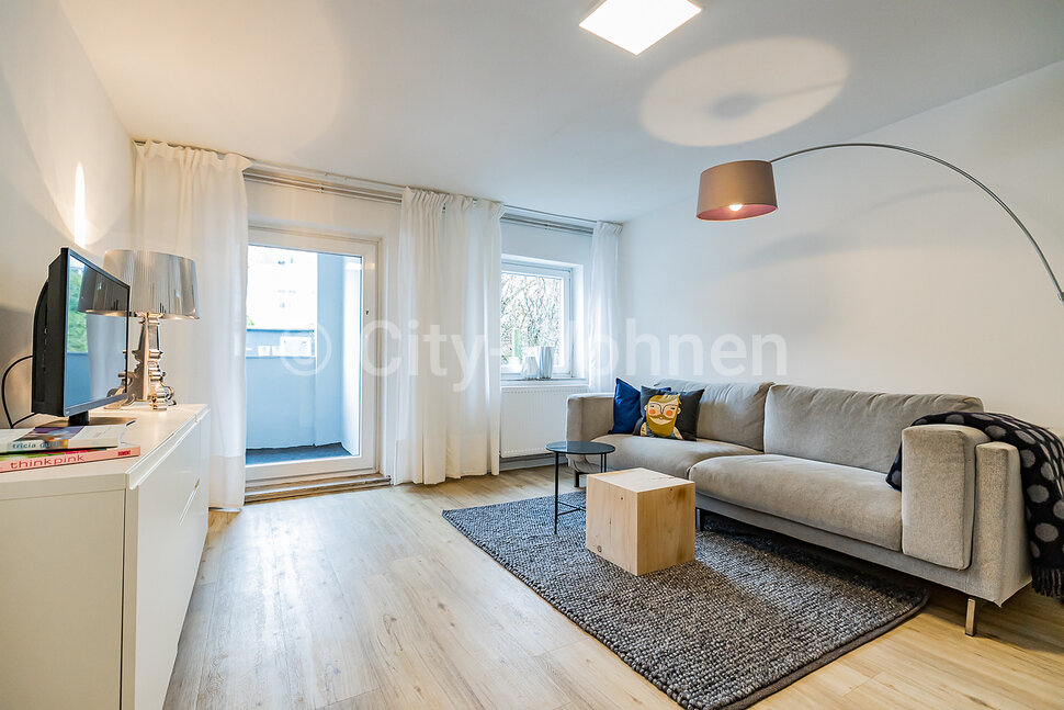 furnished apartement for rent in Hamburg Eimsbüttel/Tornquiststraße.  living & dining