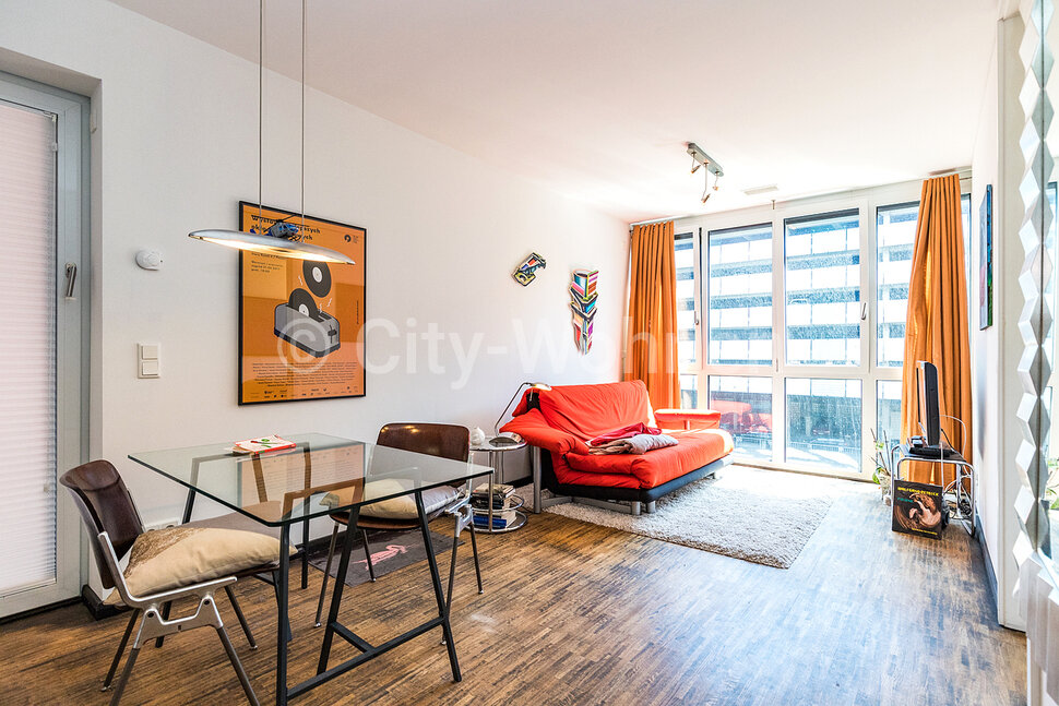 furnished apartement for rent in Hamburg Neustadt/Admiralitätstraße.  living room