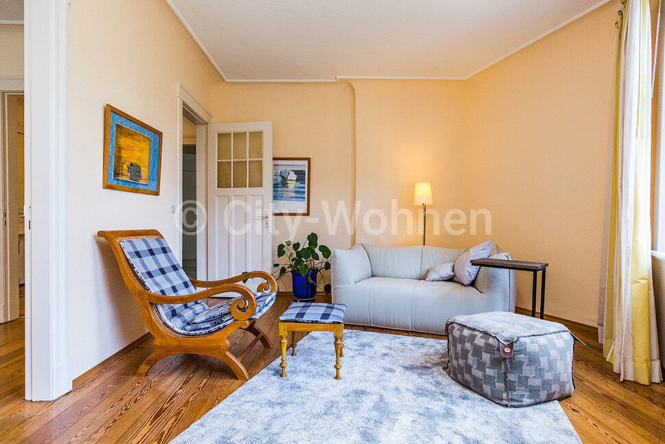 Alquilar apartamento amueblado en Hamburgo Neustadt/Herrengraben.  salón