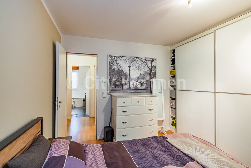 Großzügige möblierte Wohnung mit Terrasse und Garten in HamburgEilbek