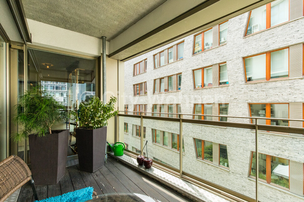 Exclusively equipped new apartment in the middle of Hamburg's HafenCity