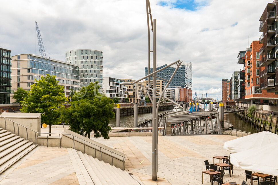 Exclusively equipped new apartment in the middle of Hamburg's HafenCity