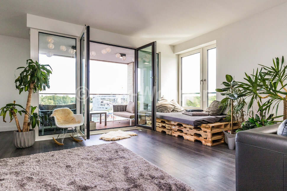 Directly on the waterfront, completely furnished apartment on the