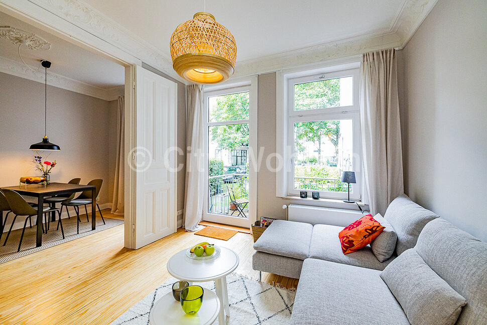 moeblierte Wohnung mieten in Hamburg Sternschanze/Margaretenstraße.  Wohnzimmer