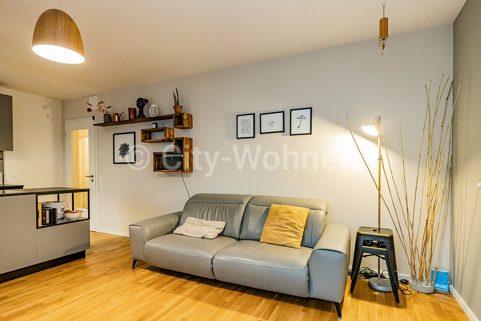 moeblierte Wohnung mieten in Hamburg Bahrenfeld/Haydnstraße. Wohnen & Essen