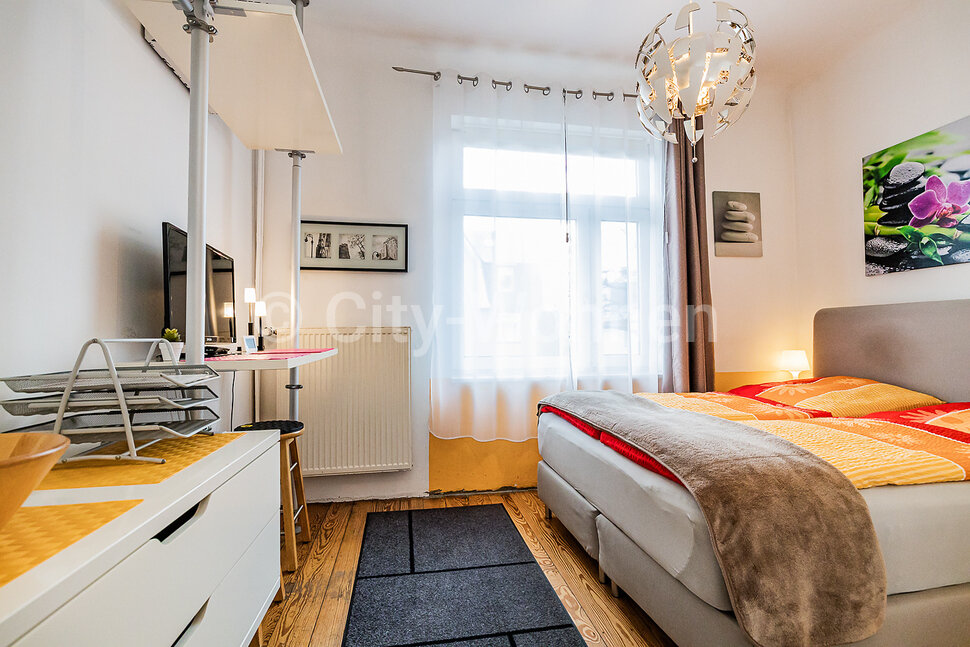 furnished apartement for rent in Hamburg Fuhlsbüttel/Heschredder.  living & dining