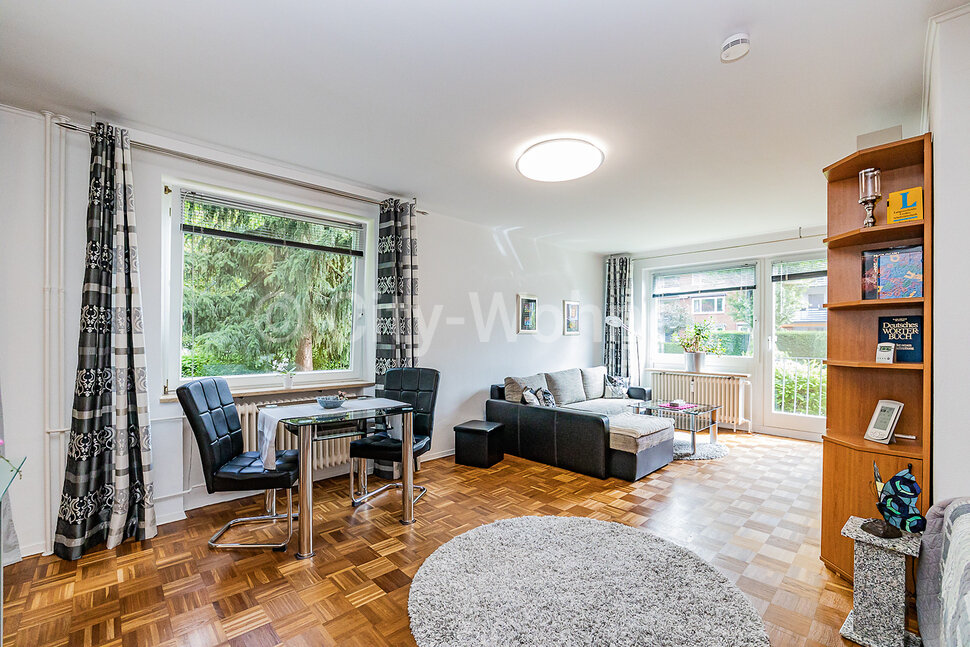 furnished apartement for rent in Hamburg Ohlsdorf/Kerbelweg. living & dining