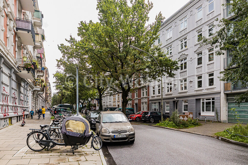Möbliert wohnen in einer großzügigen Wohnung mit zwei Schlafzimmern in