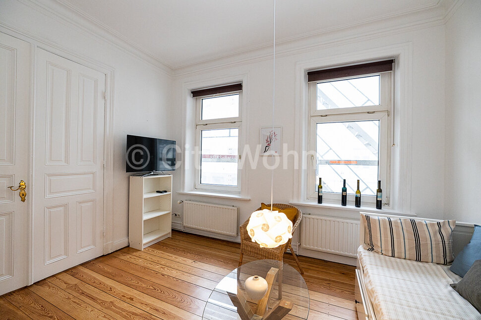 Möblierte 3-Zimmer Altbauwohnung mit Balkon in Hamburg-Ottensen - Foto 4