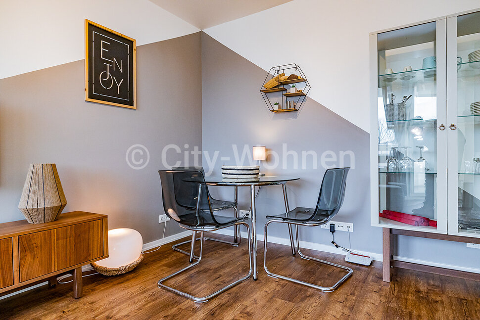 furnished apartement for rent in Hamburg St. Pauli/Reeperbahn.  living & cooking