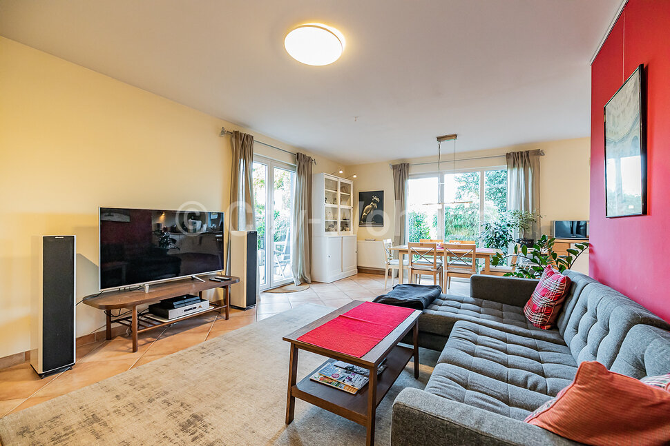 Fully equipped detached house over two floors in Schenefeld near