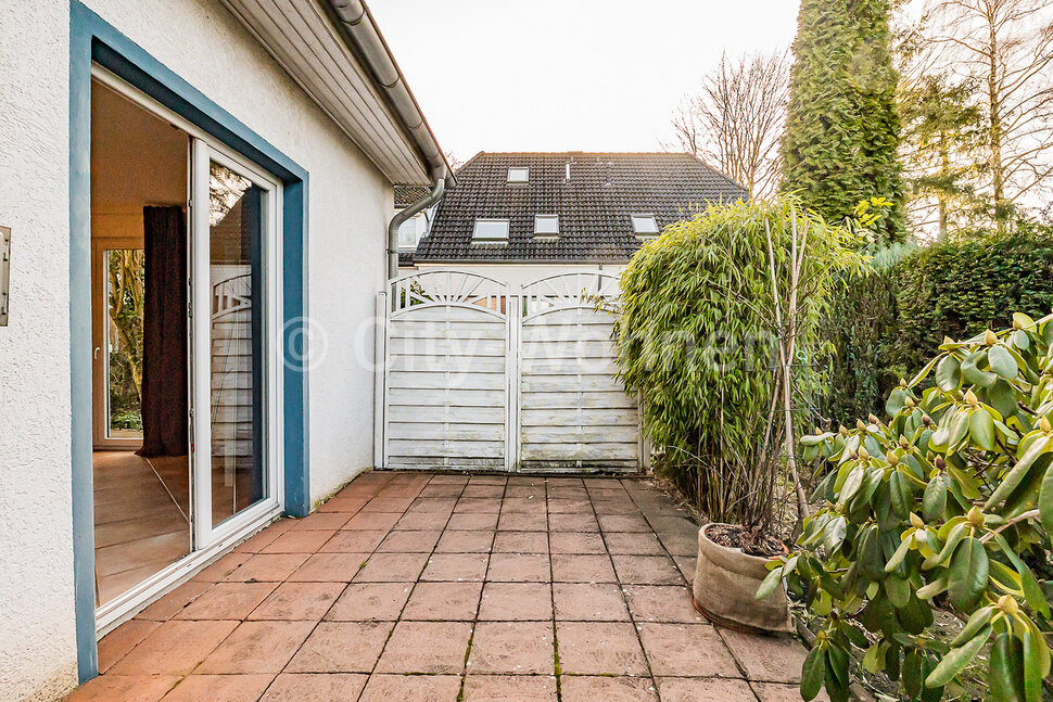 Komplett ausgestattetes Einzelhaus über zwei Etagen in Schenefeld bei ...