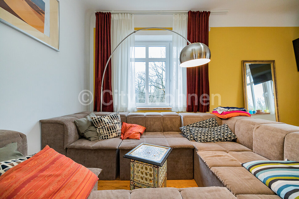 moeblierte Wohnung mieten in Hamburg Eimsbüttel/Heymannstraße. Wohnzimmer