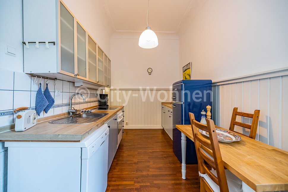 Charming historical apartment, fully furnished, in the middle of