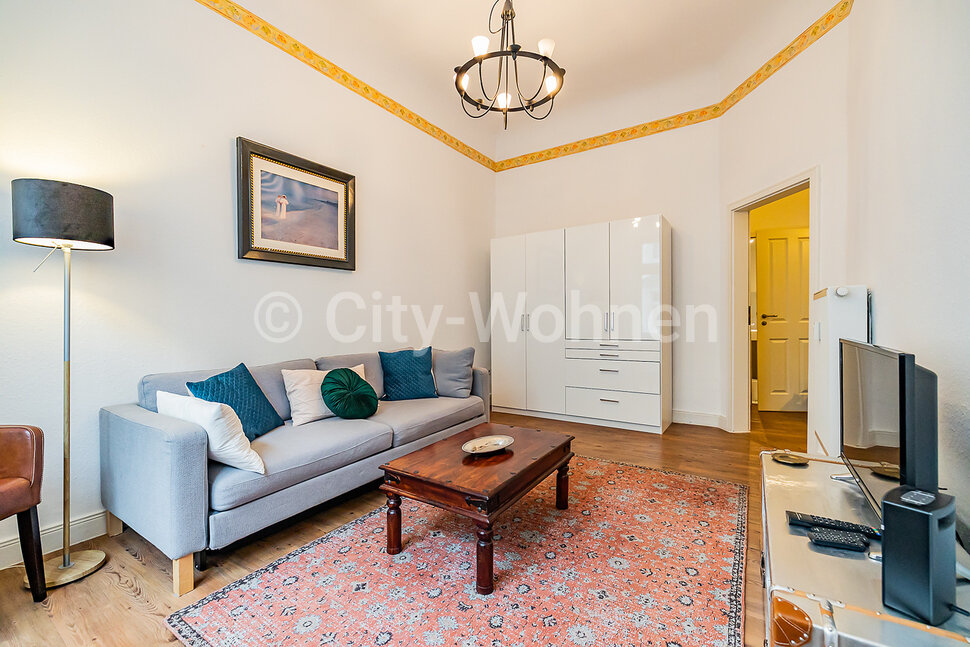 Charming historical apartment, fully furnished, in the middle of