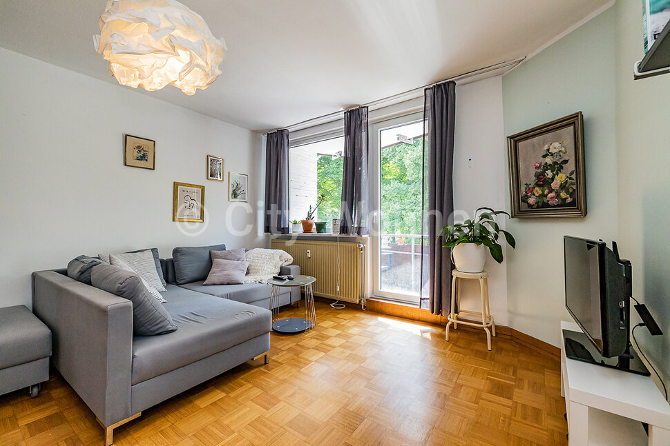 moeblierte Wohnung mieten in Hamburg Eilbek/Landwehr.  Wohnzimmer