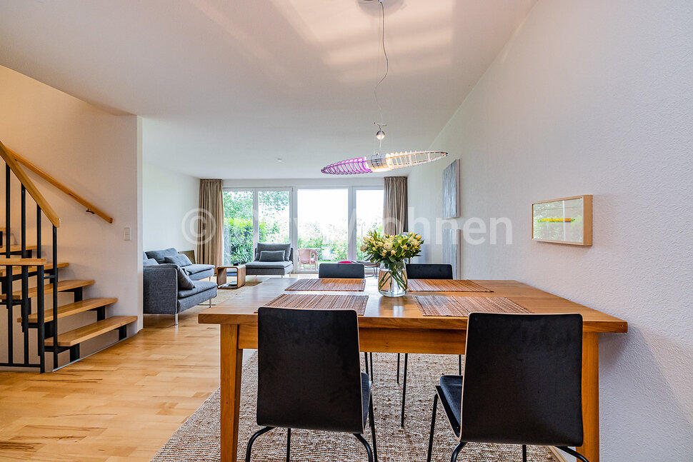 moeblierte Wohnung mieten in Hamburg Wedel/Auweide. Wohnen & Essen