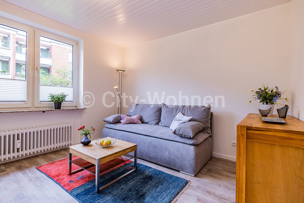 moeblierte Wohnung mieten in Hamburg Niendorf/Garstedter Weg. Wohnbereich