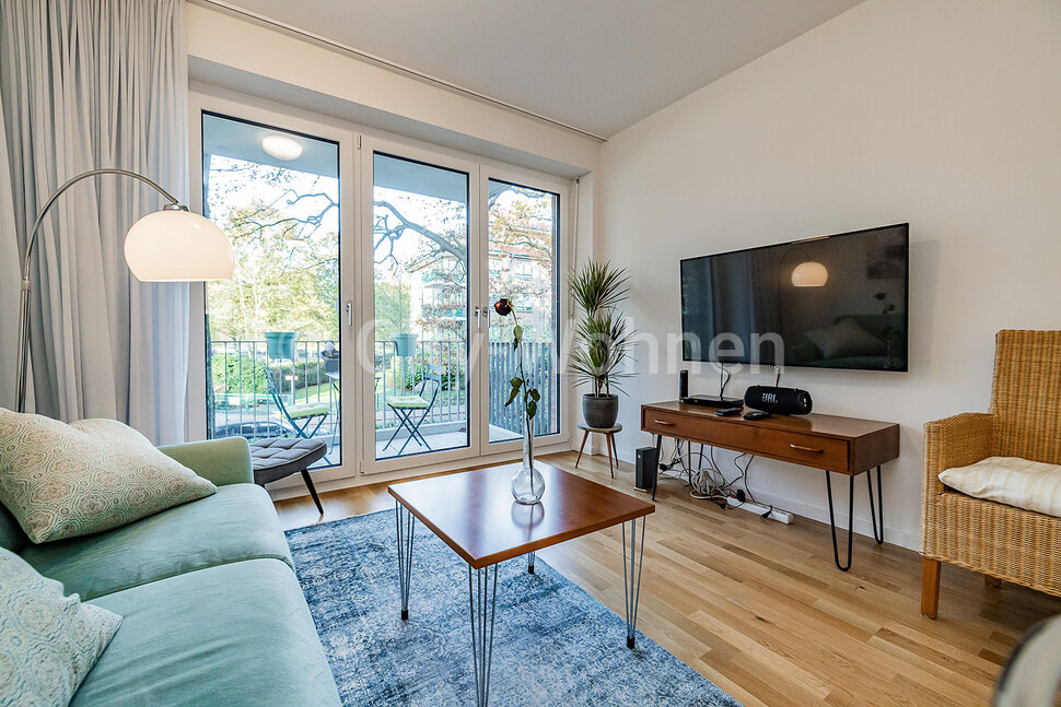 Furnished apartment in HamburgSchnelsen with balcony and car parking space CityWohnen
